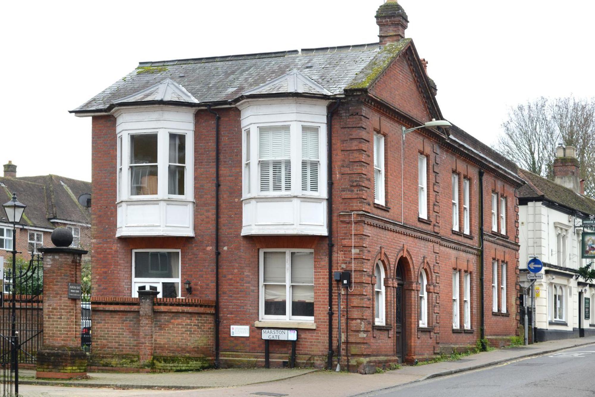 The Old Brewery Boardroom - Winchester City Centre - Unique Property - Free Parking - Sleeps 6 - By Xplus Stays ภายนอก รูปภาพ